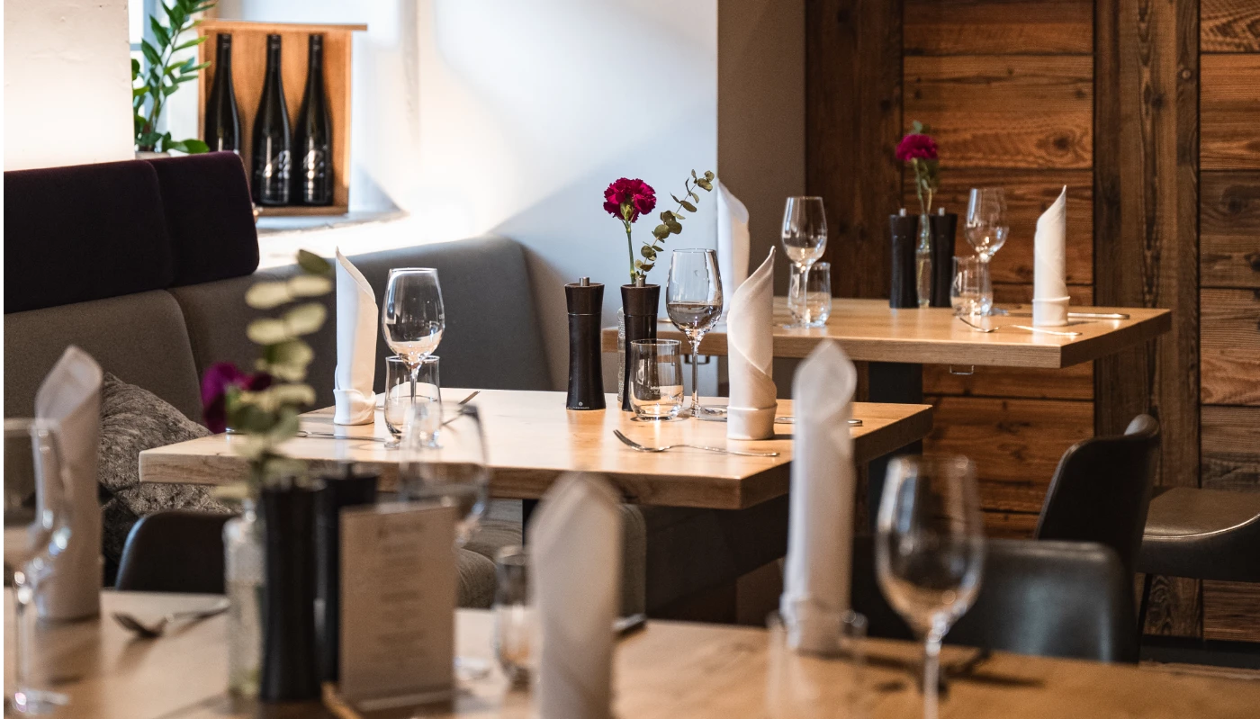 poeltner-hof-weilheim-restaurant-speisen-in-historischen-raeumlichkeiten